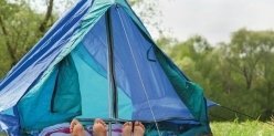 Ночевка  с развлечением: шесть кемпингов, где не только в палатках живут