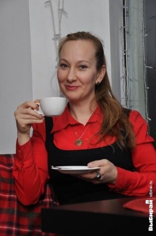 Гадание на кофейной гуще в кофейне CheeseCake, организованное Женским клубом Ольги Рябых.