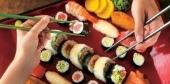 В честь открытия в «Фиесте» суши-маркета MYBOX покупателей накормят роллами и суши