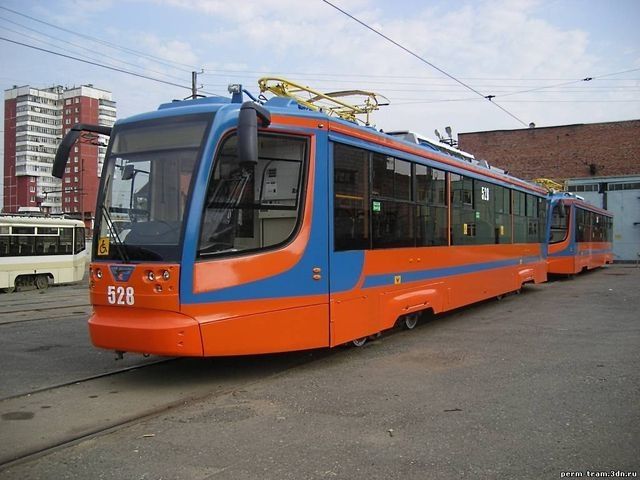 По Челябинску катается новый суперсовременный трамвай