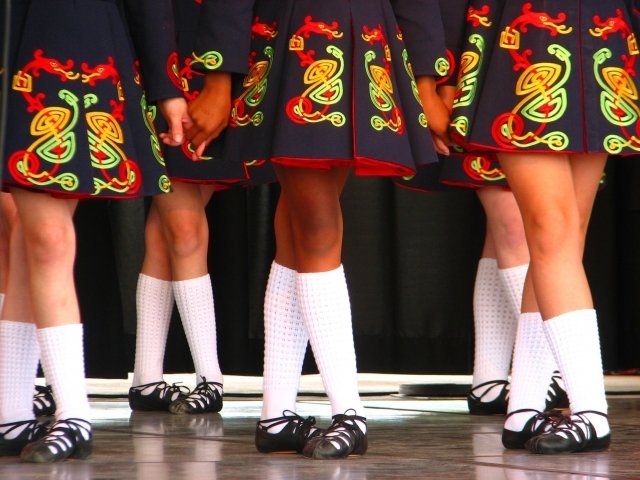 Тюменцев приглашают на бесплатный урок по ирландскому танцу
