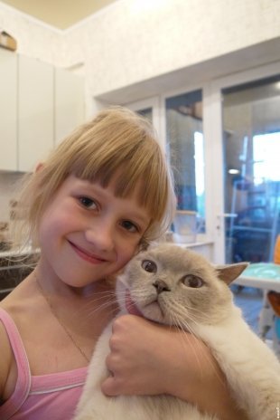 14.  Кузьминова Дарья и ее кот Саймон 