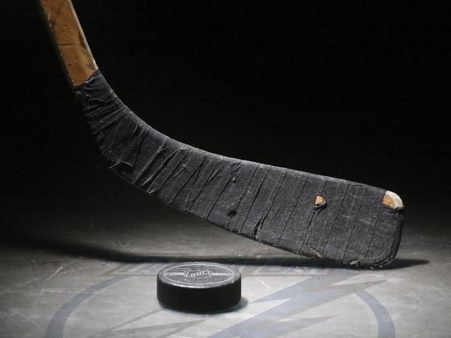В Сургуте дали старт серии игр Ночной Хоккейной Лиги