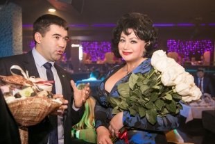  Туристическая компания DAN с размахом отметила день рождения в клубе MOSKVA