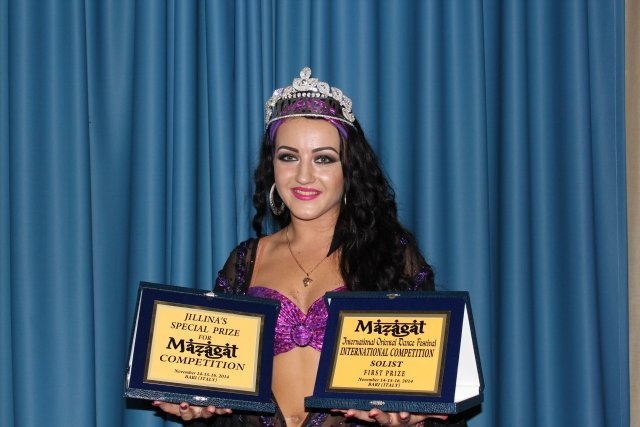 Карагандинка Светлана Османова привезла награды с международного фестиваля восточного танца Mazagat-2014.
