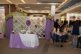 В Сургуте прошла свадебная выставка в рамках проекта "Школа Невест" в ТРЦ "Сити Молл"