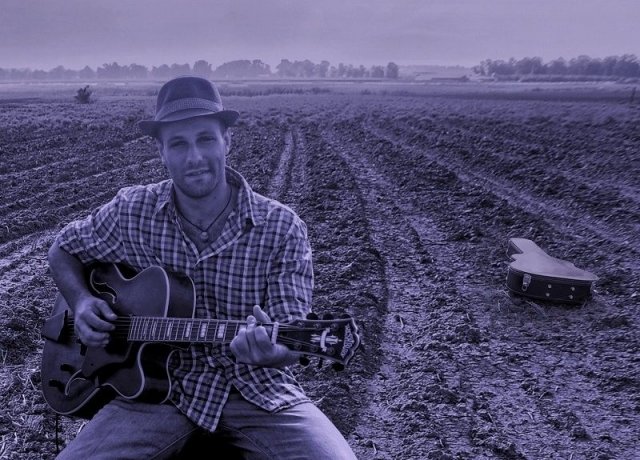 Noam Dayan Acoustic Blues!!!