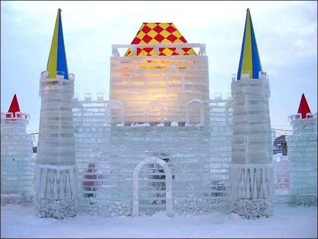 На площади Куйбышева в Самаре к 20 декабря возведут ледяной городок
