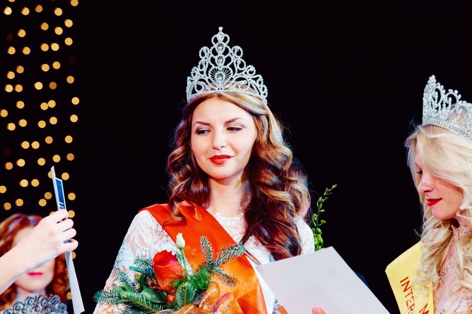 В Сургуте прошел конкурс "Мисс и миссис Сургут 2014"