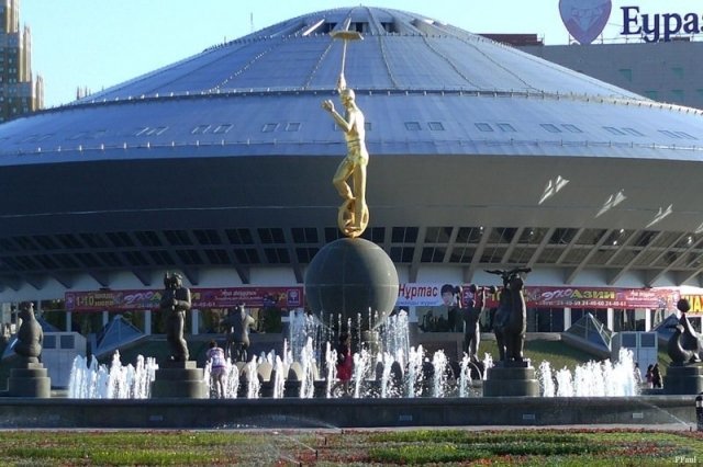 «Королевство кривых зеркал» будут показывать в цирке до 11 января