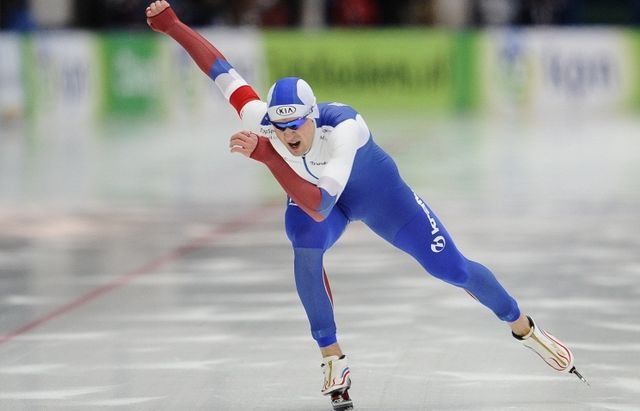 Третье место чемпионата Европы по конькобежному спорту в Челябинске занял россиянин