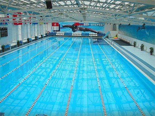 В Сургуте строят 50-метровый бассейн 