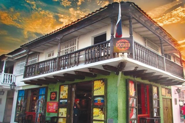 Картахена-де-Индиас, Колумбия, KGB bar