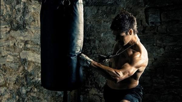 В городе стартовал турнир по боксу памяти Ермека Серикова