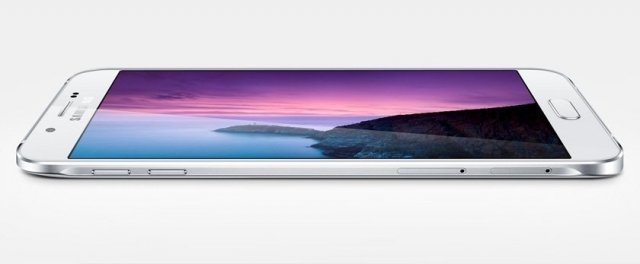Samsung презентовал самый тонкий смартфон
