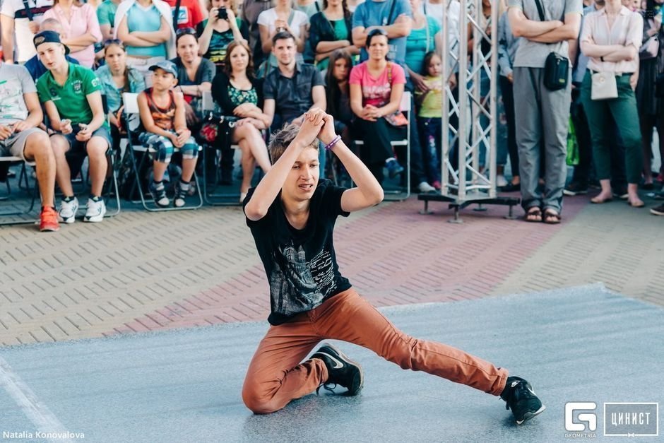 Танцевальный фестиваль «Делай в бит-2015»