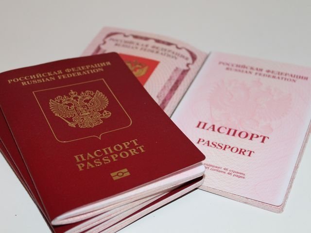 ФМС России одобрила возможность иметь два загранпаспорта