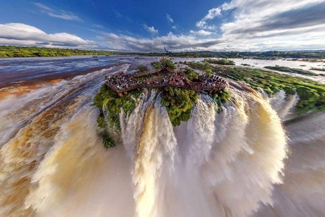 Пять красивейших водопадов мира
