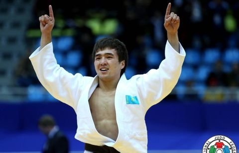 Казахстанские дзюдоисты Сметов и Ибраев получили золото и сербро на чемпионате мира