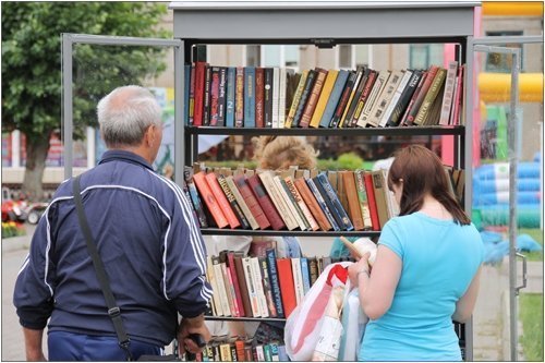 В Красноярске появился еще один общественный книжный шкаф
