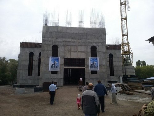 В Караганде продолжается строительство православного собора