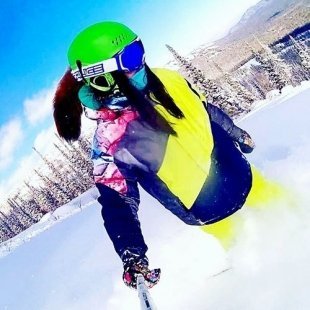 Елена, 26 лет, ведущий инженер: «Очень бы хотелось покататься на Розе Хутор! На данный момент он считается лучшим горнолыжным курортом в России)»