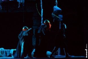 «Госпожа Метелица» или скандинавский «Морозко»