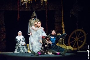 «Госпожа Метелица» или скандинавский «Морозко»