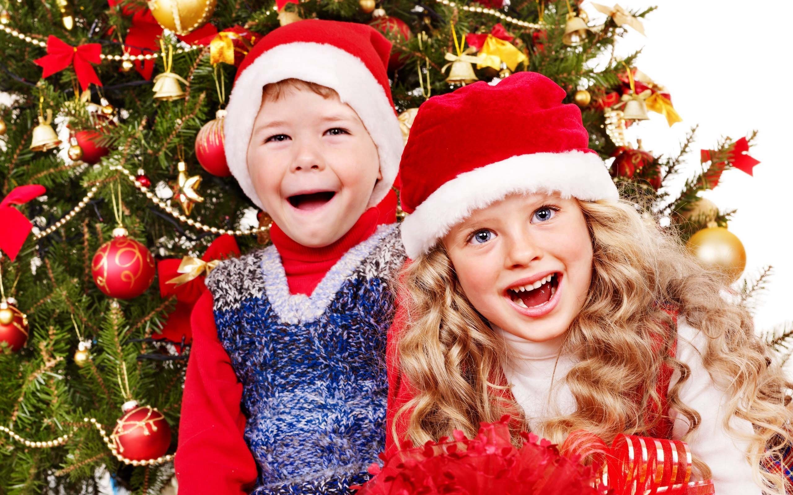 Детский новогодний елка. Новый год дети. Елка для детей. Новогодняя елка для детей. Новый год (праздник).
