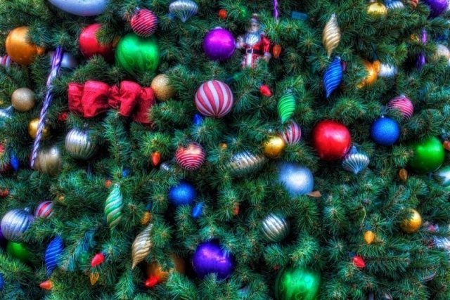 Планета новогодних ёлок