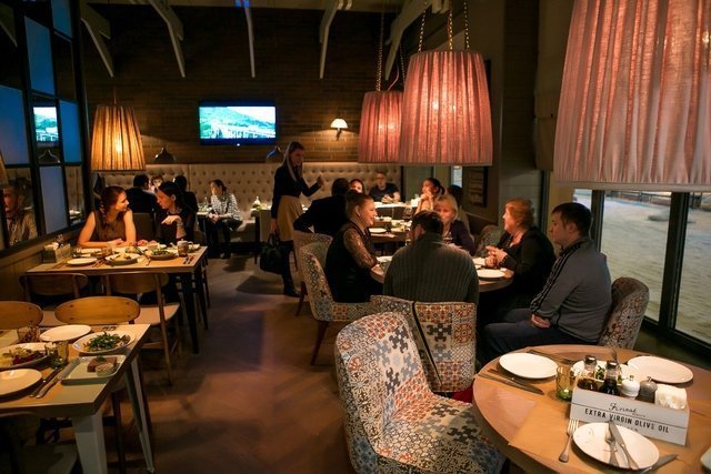25 января открылся новый ресторан Анатолия Ващенко - "Mama’s"