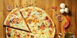 В Челябинске раздают 200 пицц бесплатно