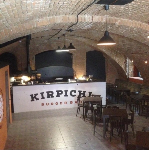 Бургер-бар Kirpichi приостановил свою работу