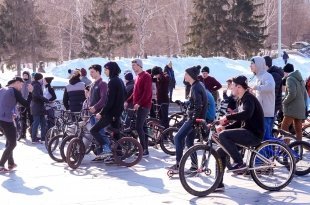 Первый весенний велопраздник прошёл в Екатеринбурге 8 марта