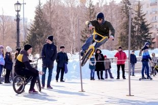 Первый весенний велопраздник прошёл в Екатеринбурге 8 марта