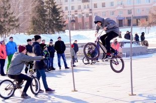 Первый весенний велопраздник прошёл в Екатеринбурге 8 марта