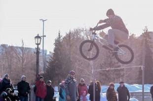 Первый весенний велопраздник прошёл в Екатеринбурге 8 марта