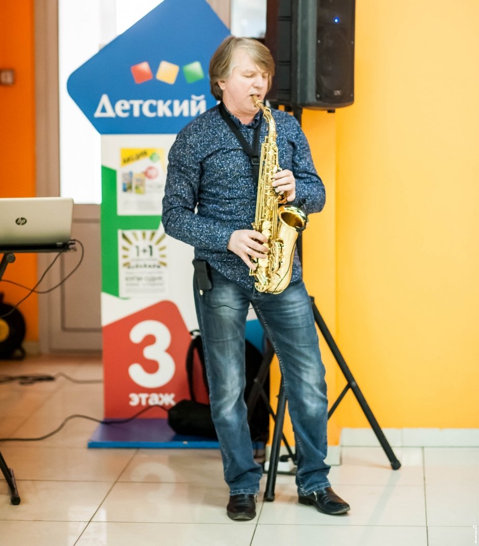 8 марта в ТЦ ОРАНЖ