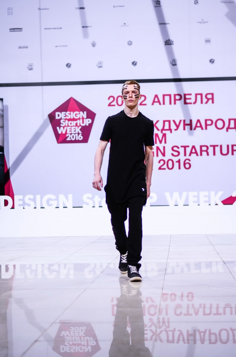 Шоу StartUP Fashion Night