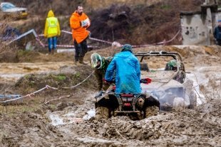 Соревнования «Off Road: Уральская грязь 2016» прошли близ Екатеринбурга