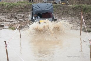 Соревнования «Off Road: Уральская грязь 2016» прошли близ Екатеринбурга