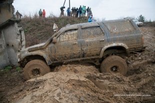Соревнования «Off Road: Уральская грязь 2016» прошли близ Екатеринбурга