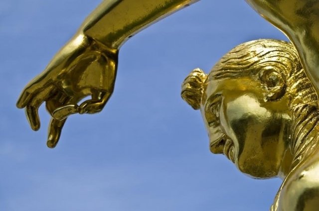 В Исторический музей привезли античное золото