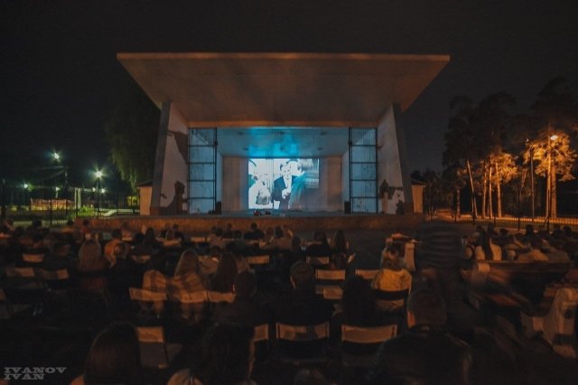 9 Мая после салюта в парке Гагарина будет открытый ночной кинопоказ 