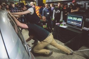 Соревнования по автозвуку «Autosound Уральские Монстры 2016»