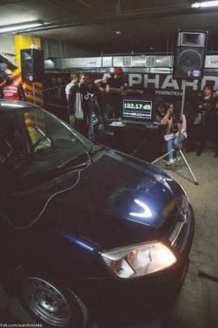 Соревнования по автозвуку «Autosound Уральские Монстры 2016»