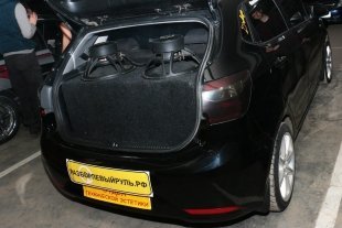 Соревнования по автозвуку «Autosound Уральские Монстры 2016»