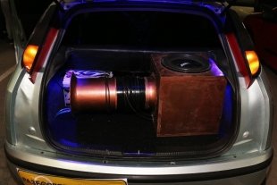 Соревнования по автозвуку «Autosound Уральские Монстры 2016»