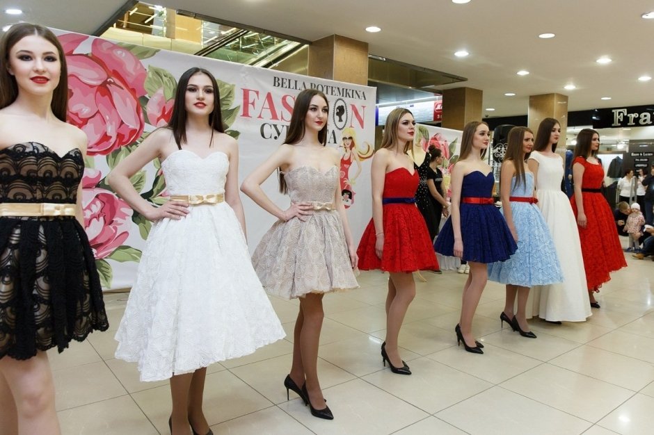 30 апреля в ТК «Сибирь» прошло модное мероприятие месяца - "Fashion суббота"