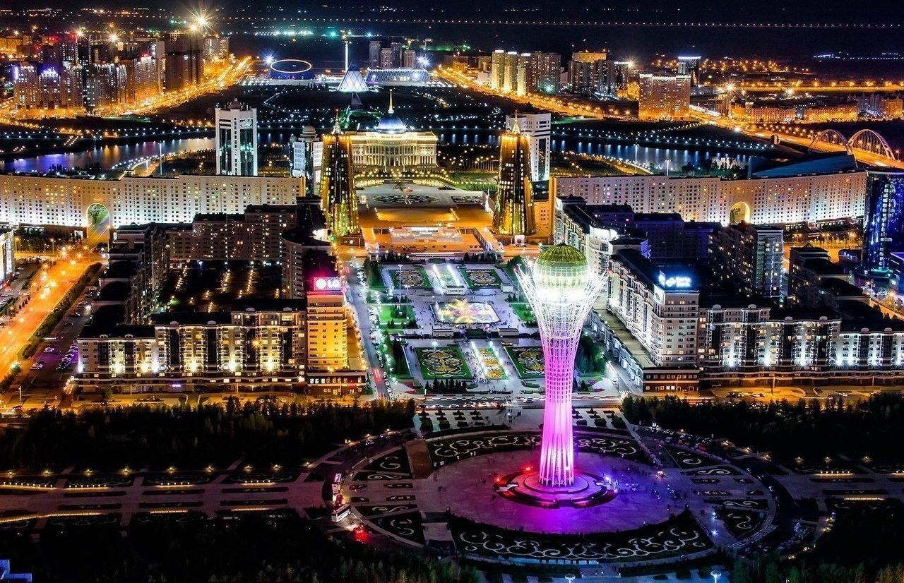 Астана столица Казахстана ночной вид